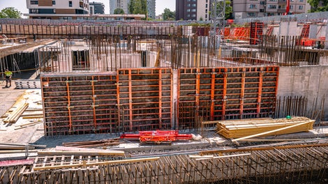 Чист и прецизен кофраж за стени.