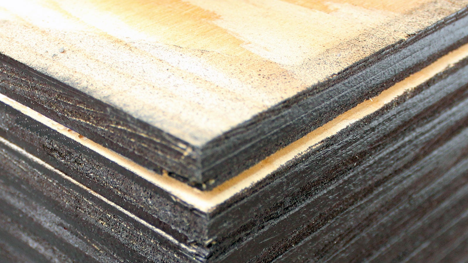 Kertavaluihin tarkoitettu muottivaneri.