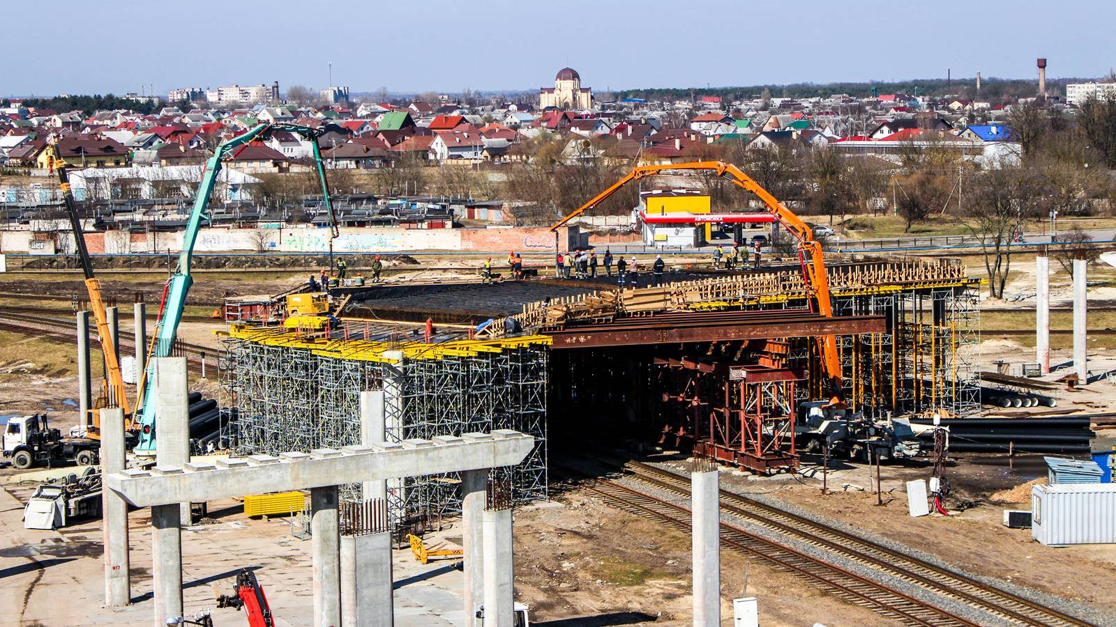 Ведение строительства без остановки движения по железно-дорожным путям