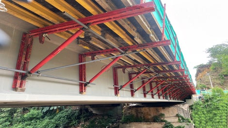 Sistema de ingeniería VARIOKIT para soporte de volados de tablero