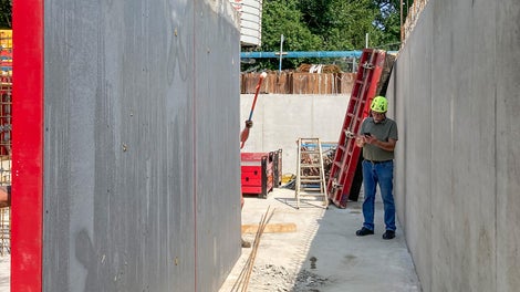ROBU B est particulièrement efficace pendant toute sa durée de vie. Comparé au Finply, le changement de panneau est moins fréquent.