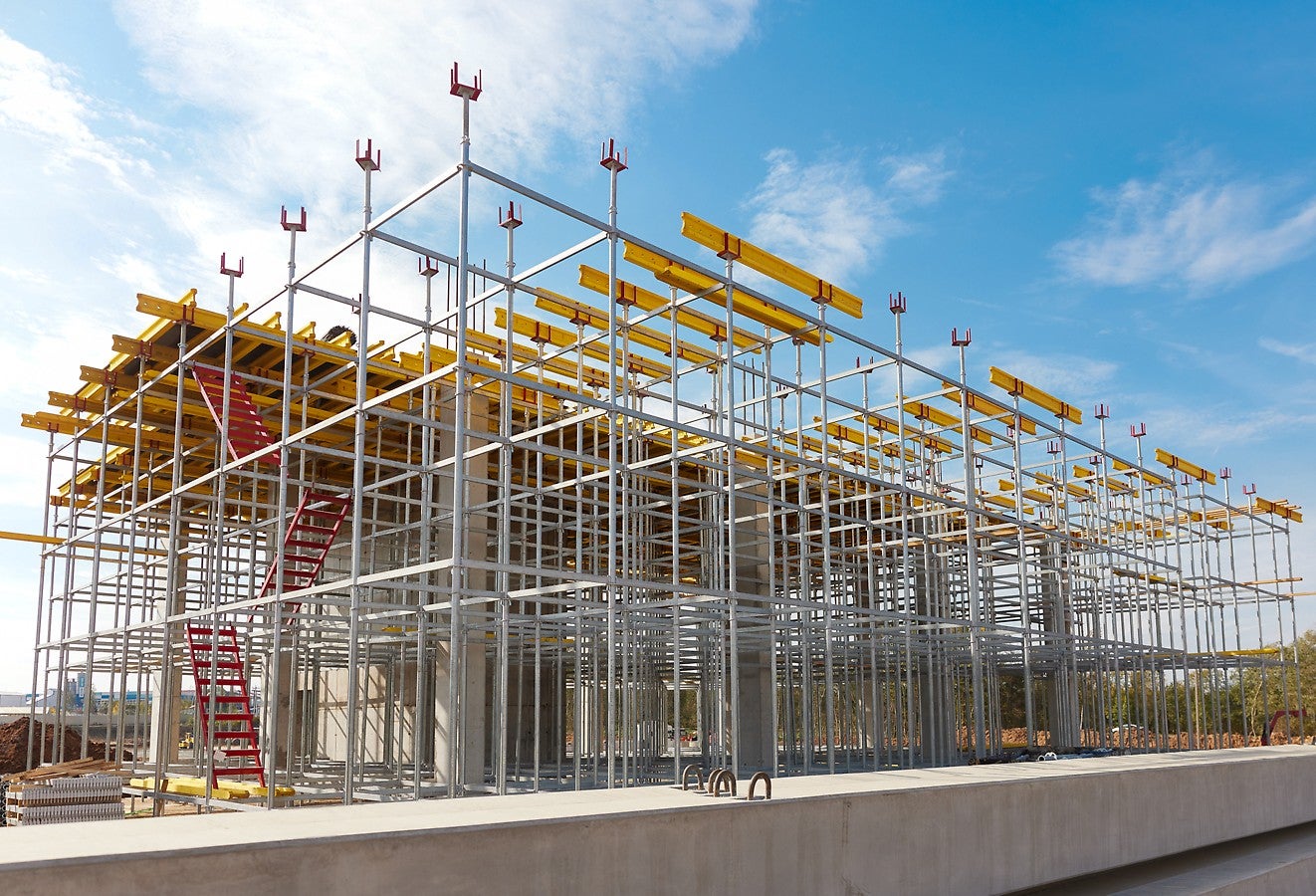  Объемные леса KUB ST для возведения высоких перекрытий 