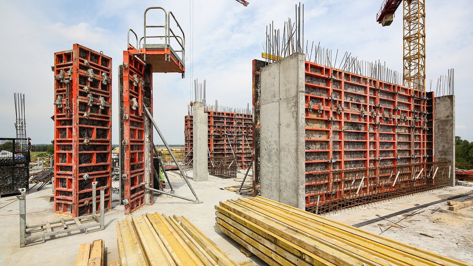 Airport City Gdańsk Zespół budynków biurowo - usługowych z niezbędną infrastrukturą techniczną i drogową - etap I (budynek B I "Alpha") przy ulicy Słowackiego w Gdańsku