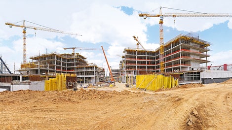 Более 1 700 модульных столов для опалубливания перекрытий доставлены единовременно на объект.