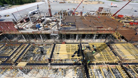 Rozbudowa Międzynarodowego Portu Lotniczego im. Jana Pawła II