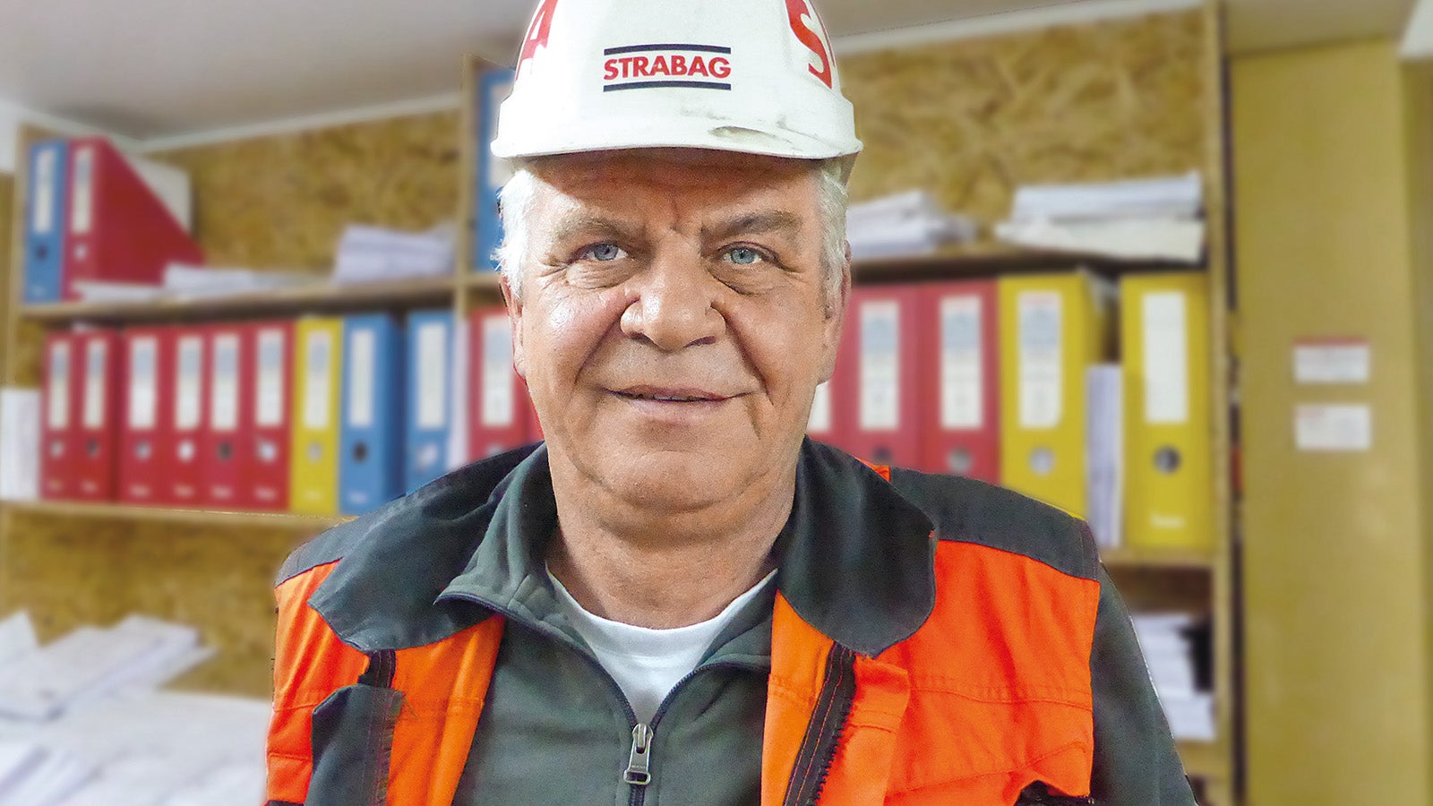“The tried and tested PERI systems, the overall solution and the technical planning service were the most suitable and cost-effective solution for the TrIIIple project. This made it possible to shorten the construction time by quite a bit. The professional approach to the planning and execution of the site and the cooperation with the PERI team was excellent despite the numerous challenges, such as just-in-time delivery and the tight spatial conditions.”