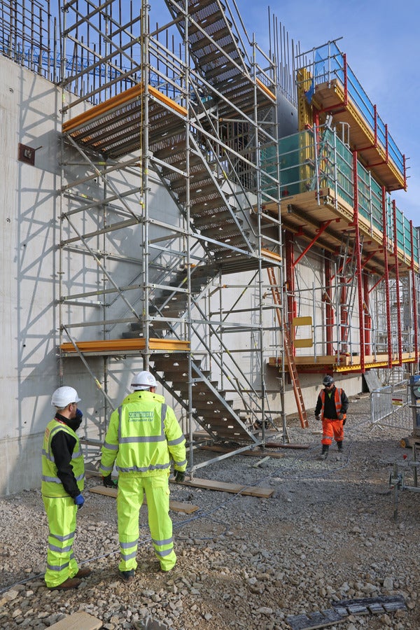 High load-bearing capacity designed for loads of 3.00 kN/m² for a run of staircase and landing of 20 m.