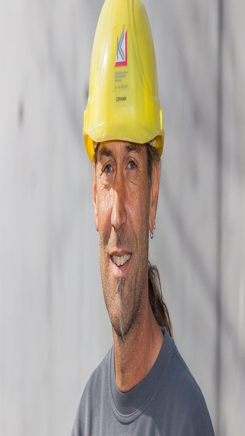 Schon das MAC 1 Museum, das wir 2012/13 gebaut haben, war komplex. Das neue MAC 2 Gebäude war zum Bauen noch komplizierter. Insbesondere das Zusammenspiel von Schalung, Gerüst und Planungsleistung spielte bei der Bauausführung eine entscheidende Rolle. Zudem bot uns das PERI UP Gerüst die notwendige Flexibilität, die wir räumlich und zeitlich benötigt haben.