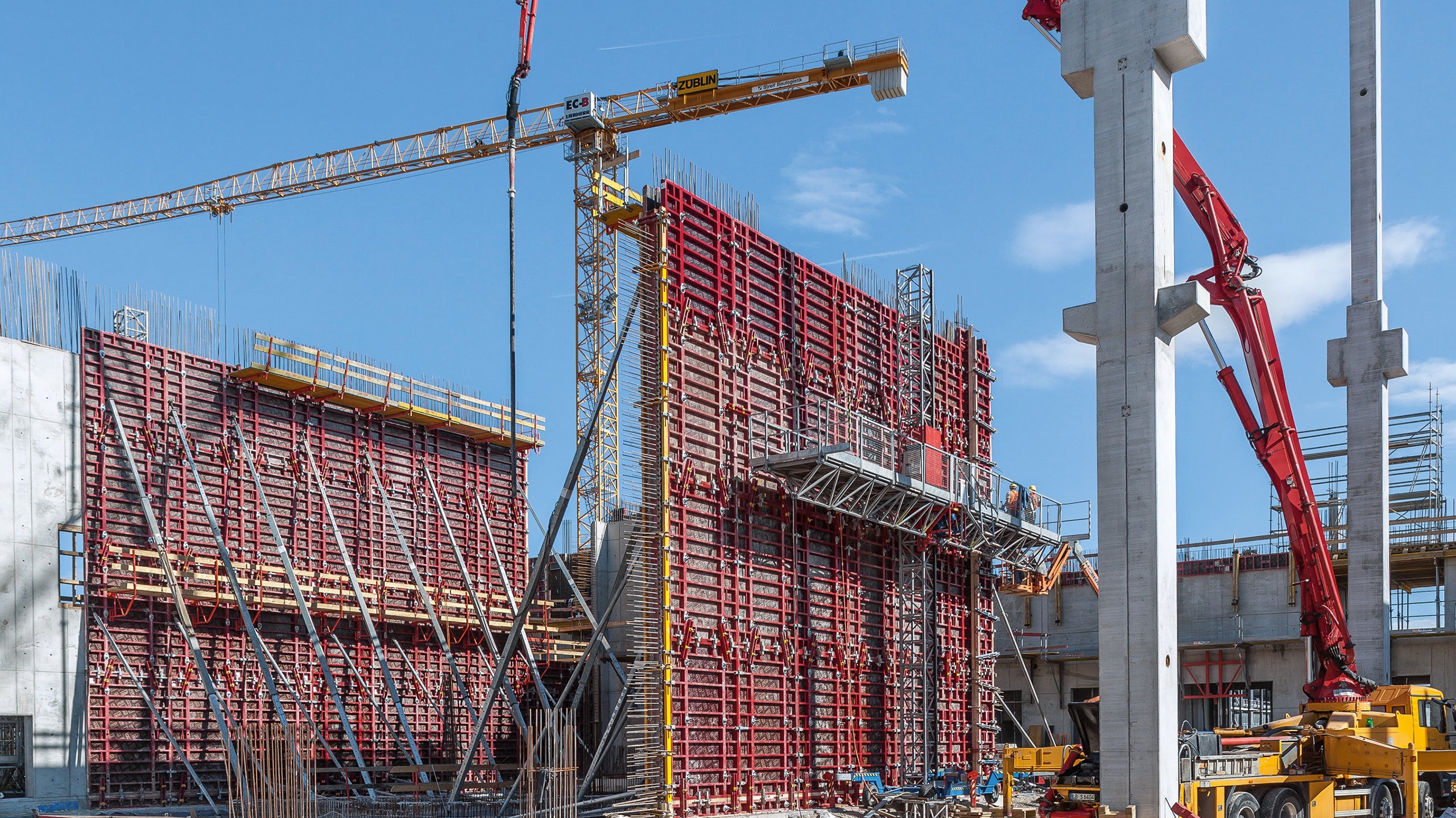 Der Bau der Sindelfinger Crashtest-Anlage war äußerst aufwändig – gefordert war höchste Präzision in kürzester Bauzeit.