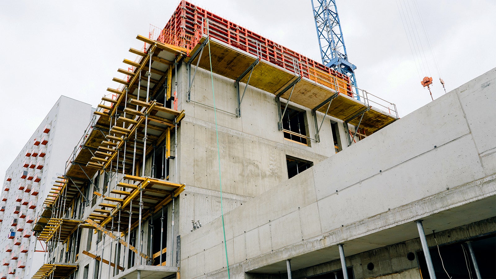 Obiekt mieszkalno-usługowy, ulica Lechicka 59, róg Wojciechowskiego, Poznań