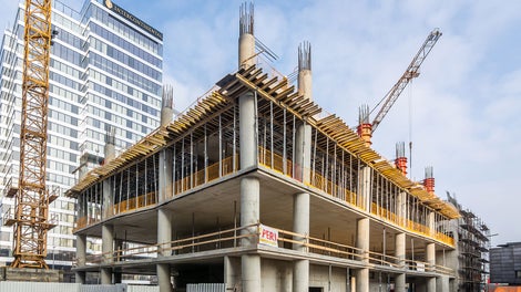 Završetkom podzemnih etaža sva se oprema dalje koristi na prizemlju te za izvedbu etaža 1. do 3.