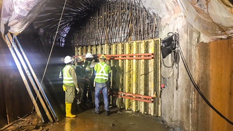 VARIO GT 24 Girder Wall Formwork are used for casting of the circular tunnel wall.