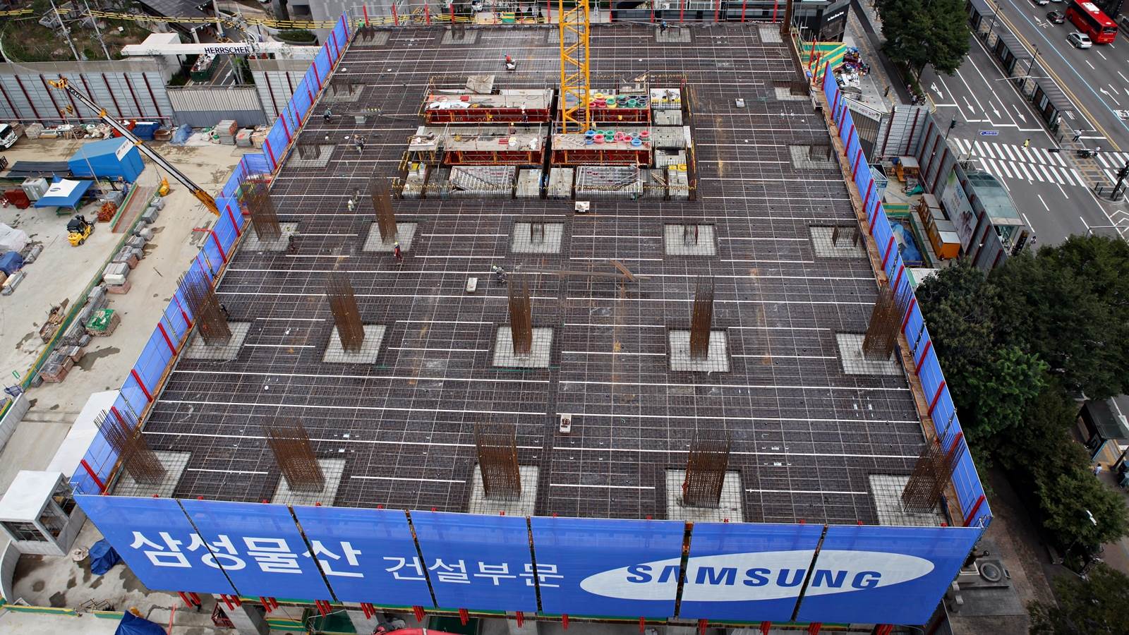 래미안 팰리스, 서울 강동구