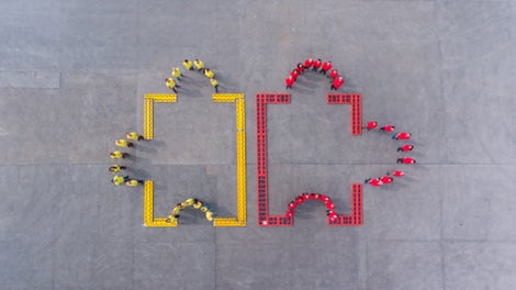 <p>A PERI önképe az évek során nőtt, és új szavakkal fejeződik ki egy frissített küldetésnyilatkozatban. Segít biztosítani, hogy a jövőképet, a küldetést, az értékeket és a sikertényezőket továbbra is meggyőződésből kövessék és éljék meg, még a gyors növekedés ellenére is.</p><br/>