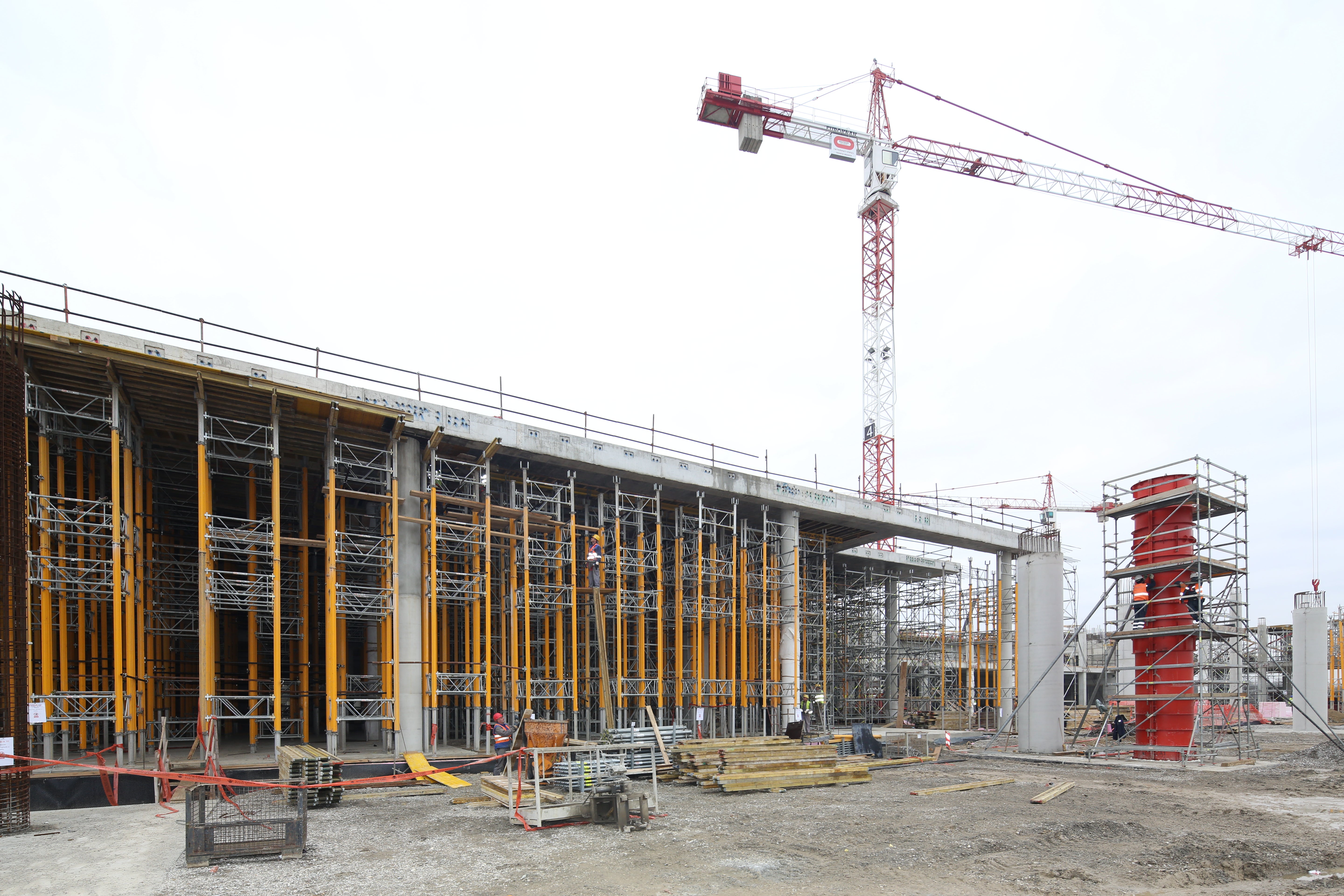 Upravna zgrada i terminali - Kamgrad d.o.o.