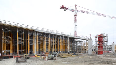 Upravna zgrada i terminali - Kamgrad d.o.o.