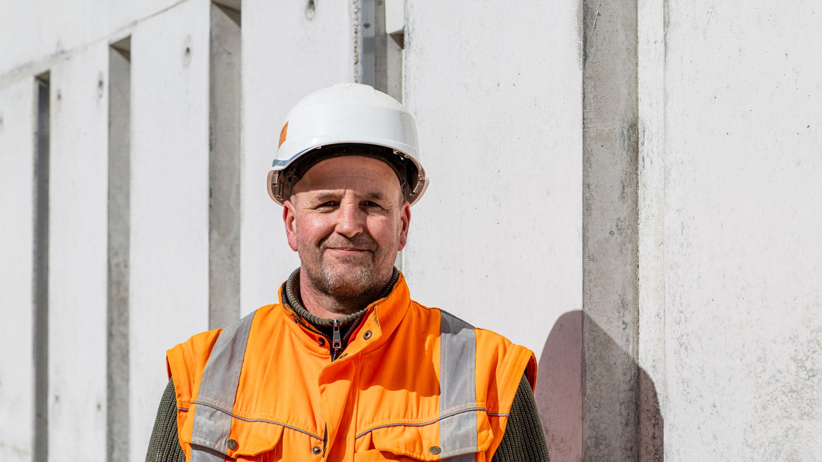 Robin Balfoort, zelfstandig uitvoerder, ingehuurd door Sessink Betonwerken.