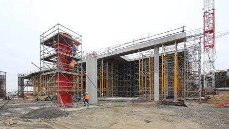 Upravna zgrada i terminali - Kamgrad d.o.o.