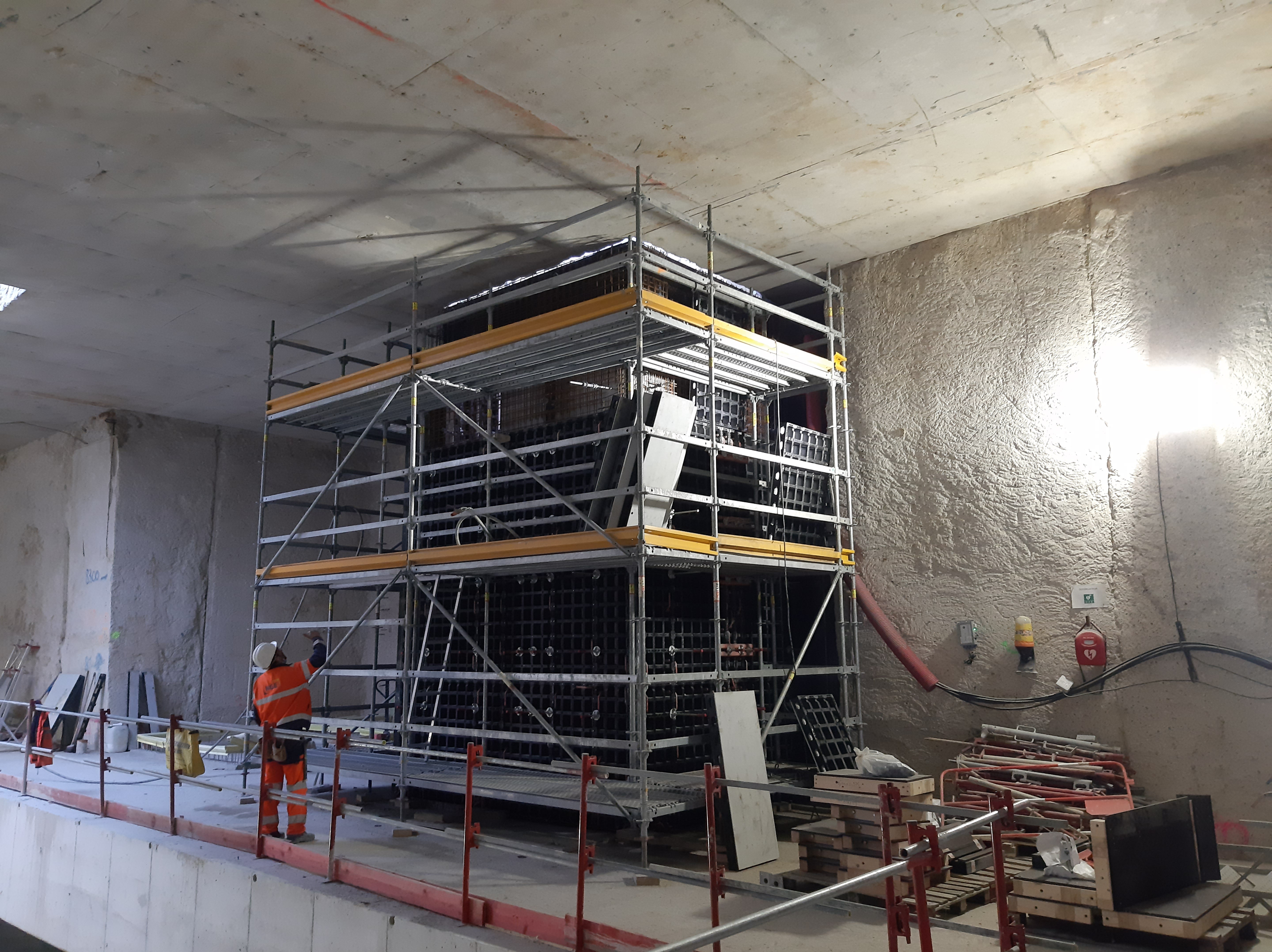 DUO est constitué de Polytech ; ce matériau résiste durablement à l'humidité, il est particulièrement léger et hautement flexible en termes de conception de produit.