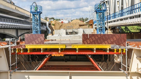 Przebudowa ciągów komunikacyjnych DK 31 - rozbudowa skrzyżowania ul. Floriana Krygiera z ul. Granitową z odcinkiem drogi w kierunku autostrady A6.