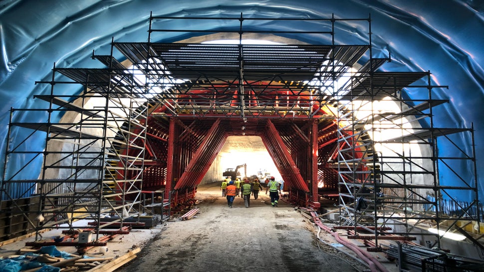 Radna skela za postavljanje hidroizolacije izvedena je od PERI UP Rosett skele.