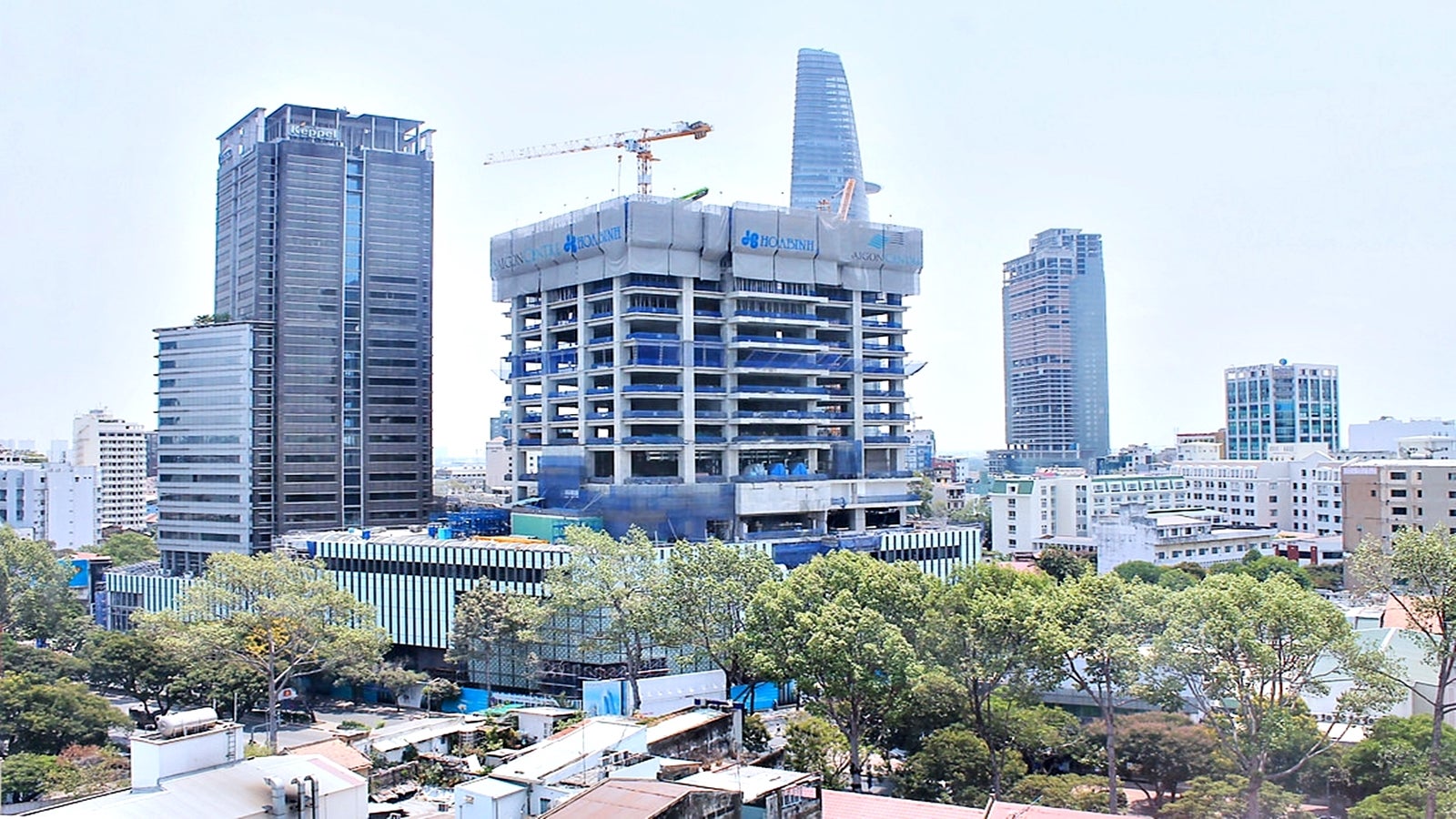It is located in Le Loi Boulevard, District 1, Ho Chi Minh City, and will have the height of 192 m with 43 floors.
