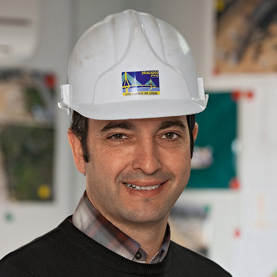 Victor M. Jiménez Aguadero, Construction Manager