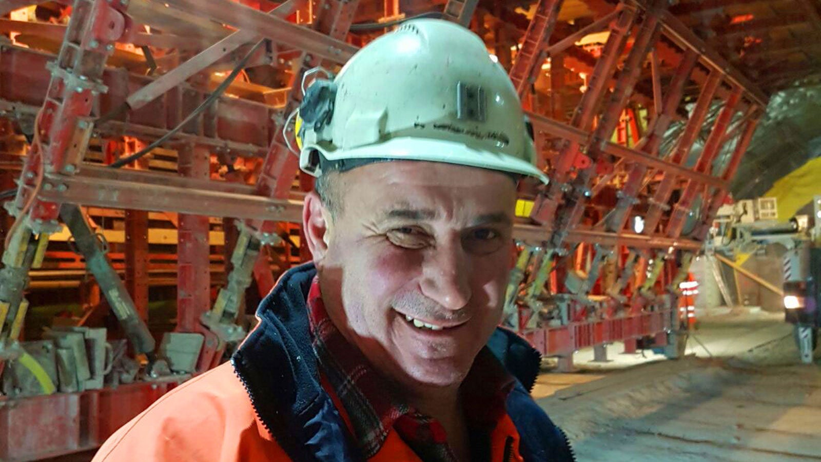 The efficiency and the enormous expertise during the planning and execution of the PERI / MCE formwork concept have convinced us.