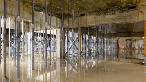 Om de 0 vloer te kunnen storten is er voor de doorstempeling van de -1 vloer gekozen voor herstempeling door middel van PEP ERGO 