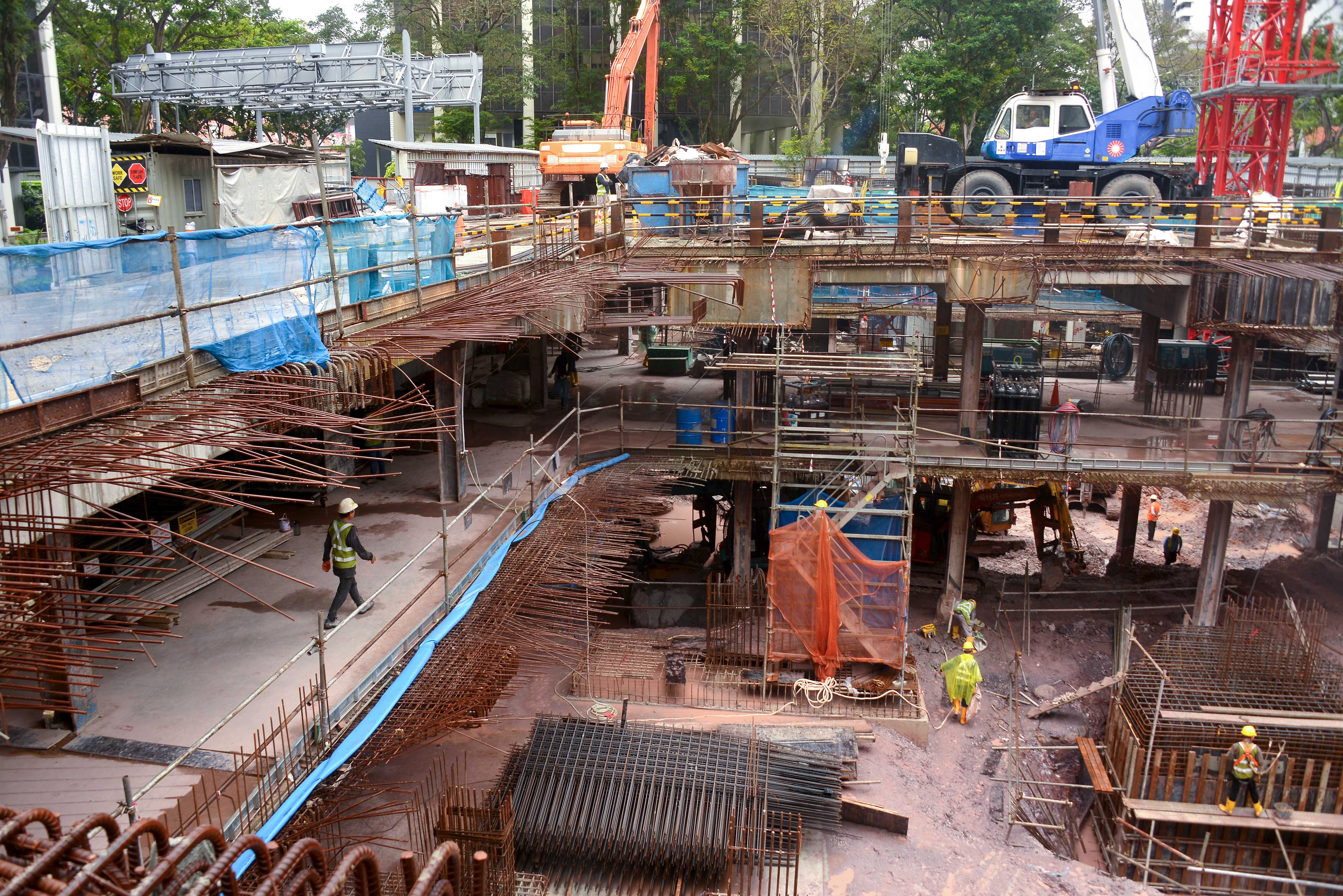 Complex top-down construction for basement works