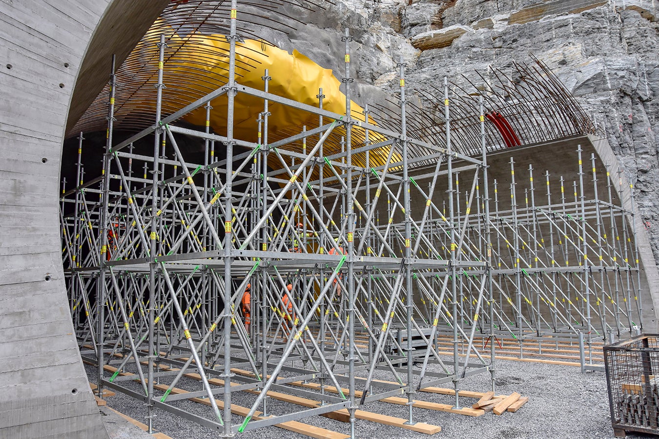 PER CNC bueaskiver brukt i forskalingsvogner og trompet