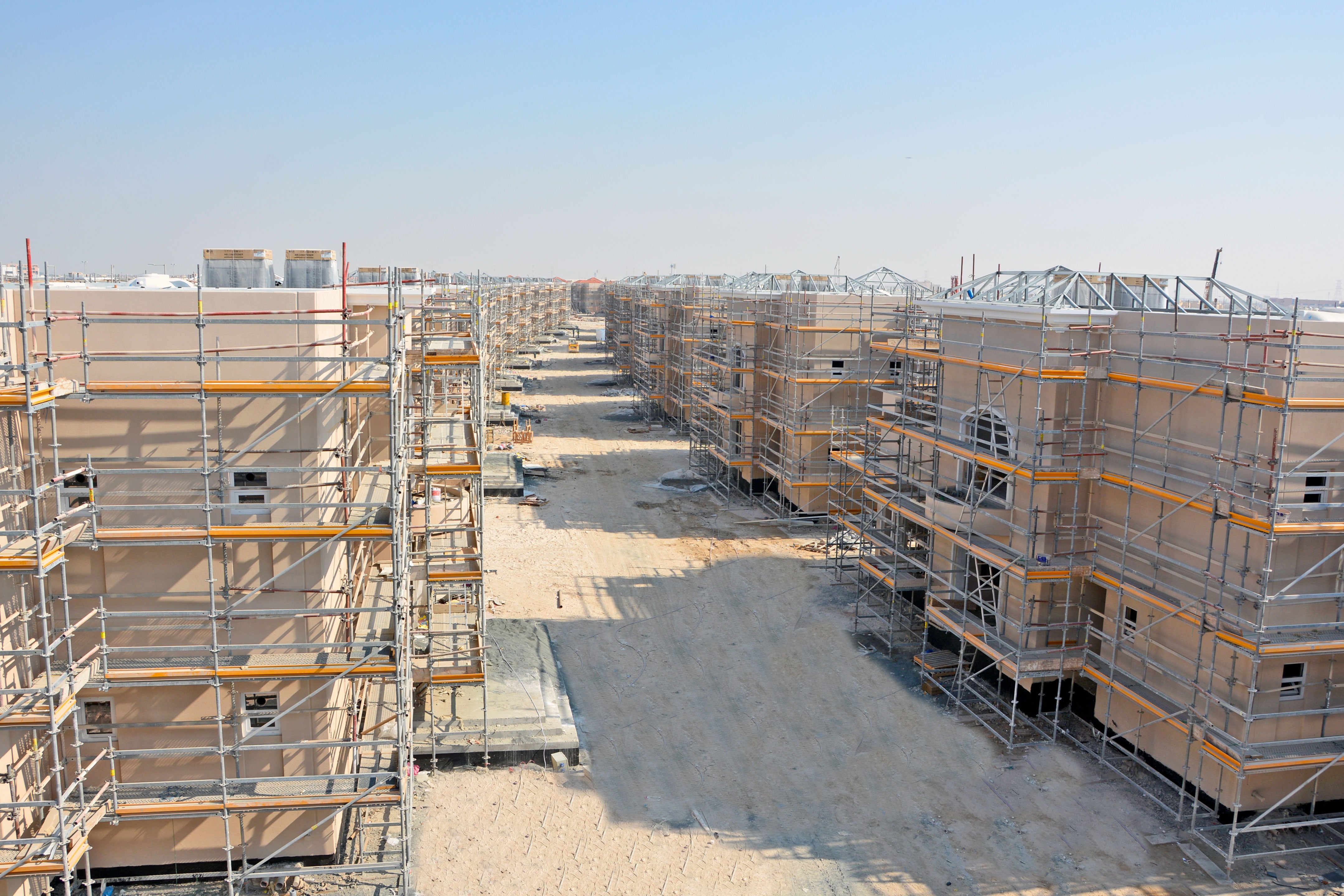 PERI UP Scaffolding optimally adapted to building geometry