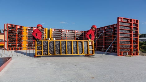 Kompaktné stenové debnenie s rôznorodým použitím pre pozemné a inžinierske stavby