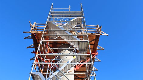 PERI UP Flex -porrastornit takasivat turvallisen kulun työtasoille.