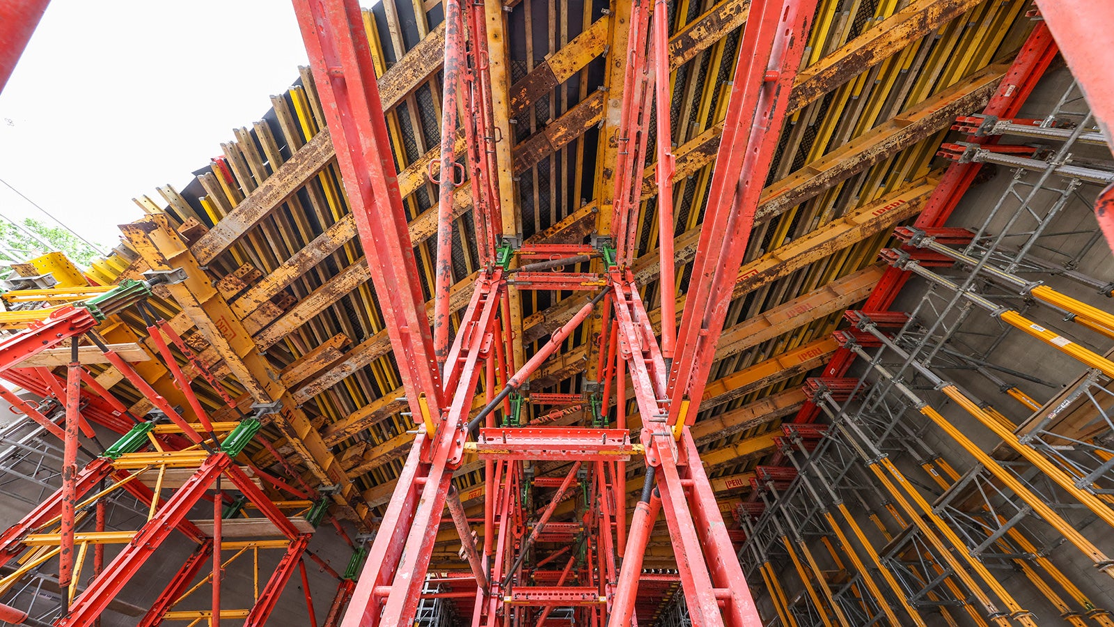 Budowa kompleksu Muzeum Wojska Polskiego wraz z infrastrukturą techniczną i tunelem