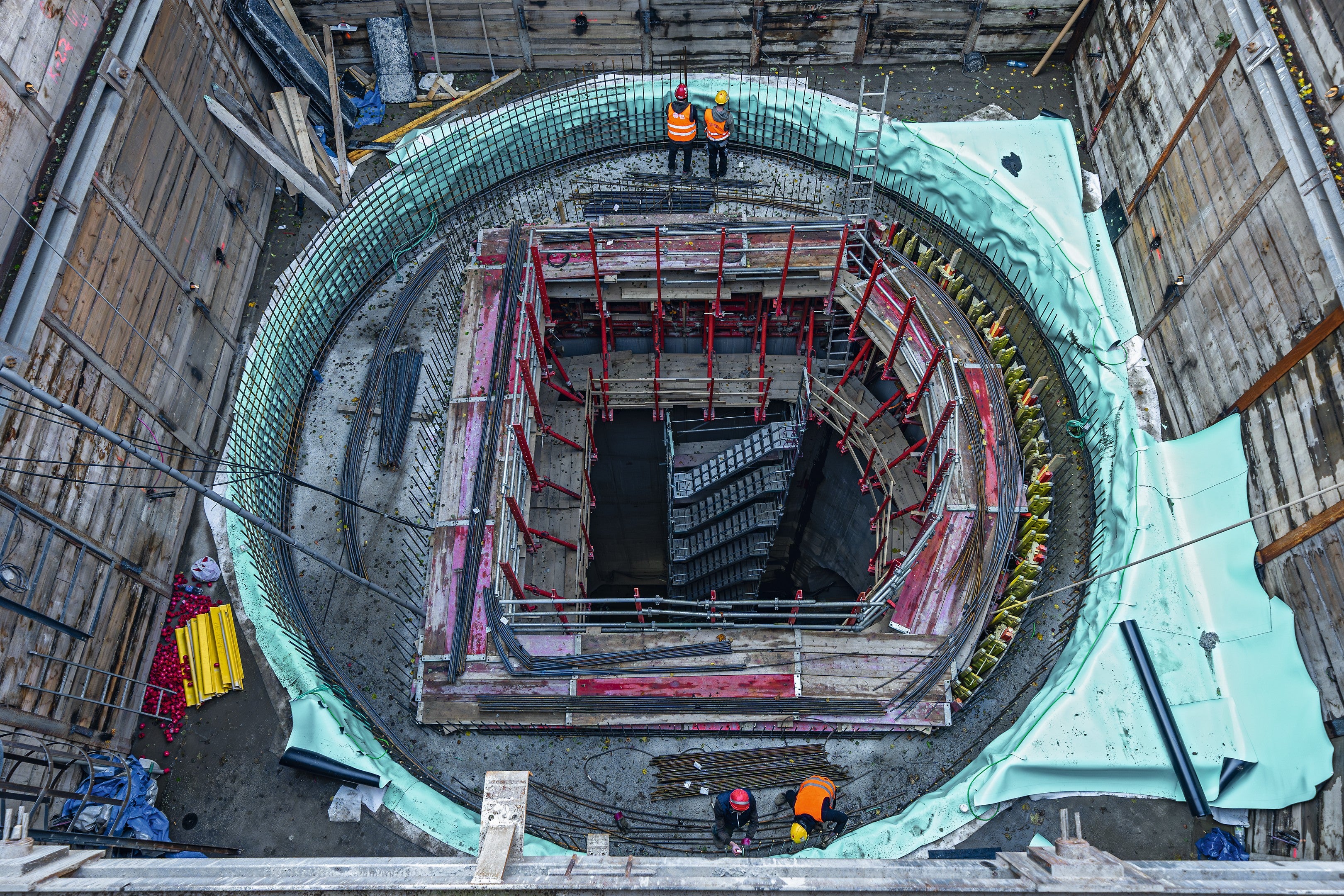 Výtahová šachta stanice metra A