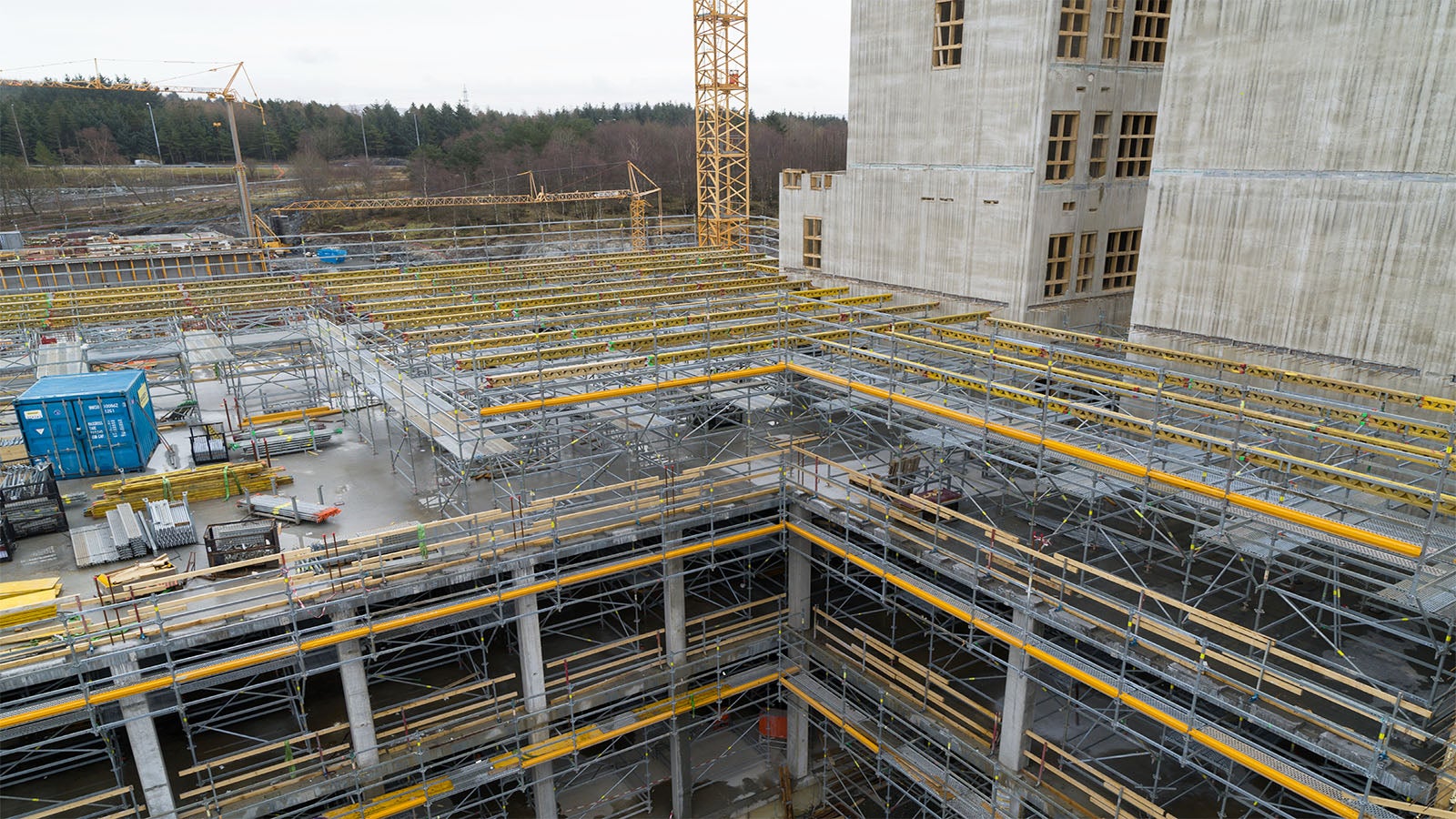 PERIUP og GT: Reisverk for plattendekker med ferdig kantsikring og gangbaner for effektiv montasje