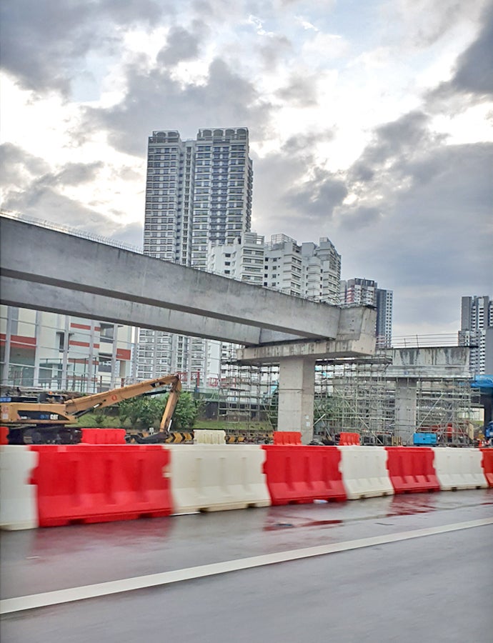 Overview of the Senja / KJE Flyover in construction