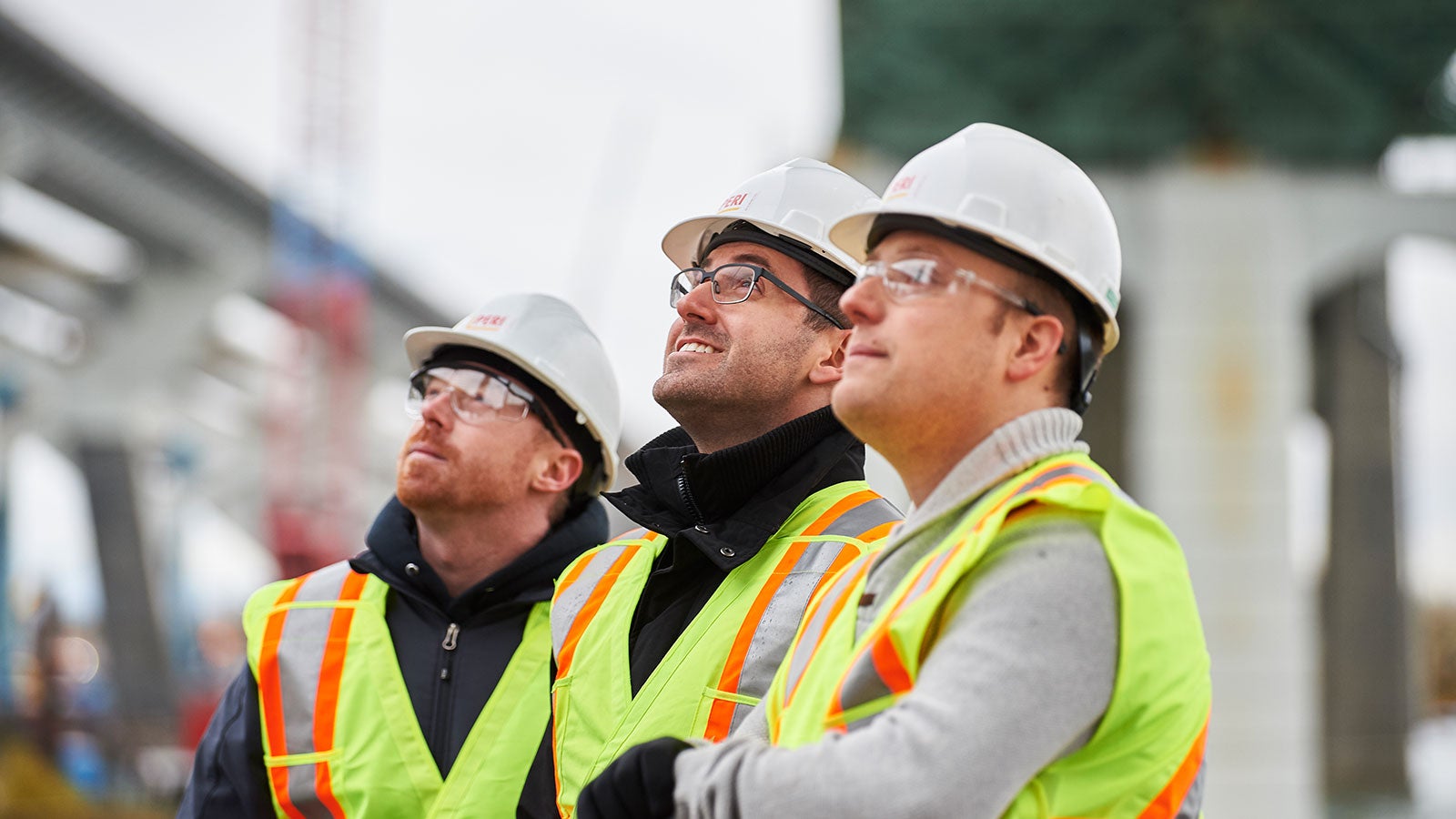 Attenta, curiosa, rispettosa, agile