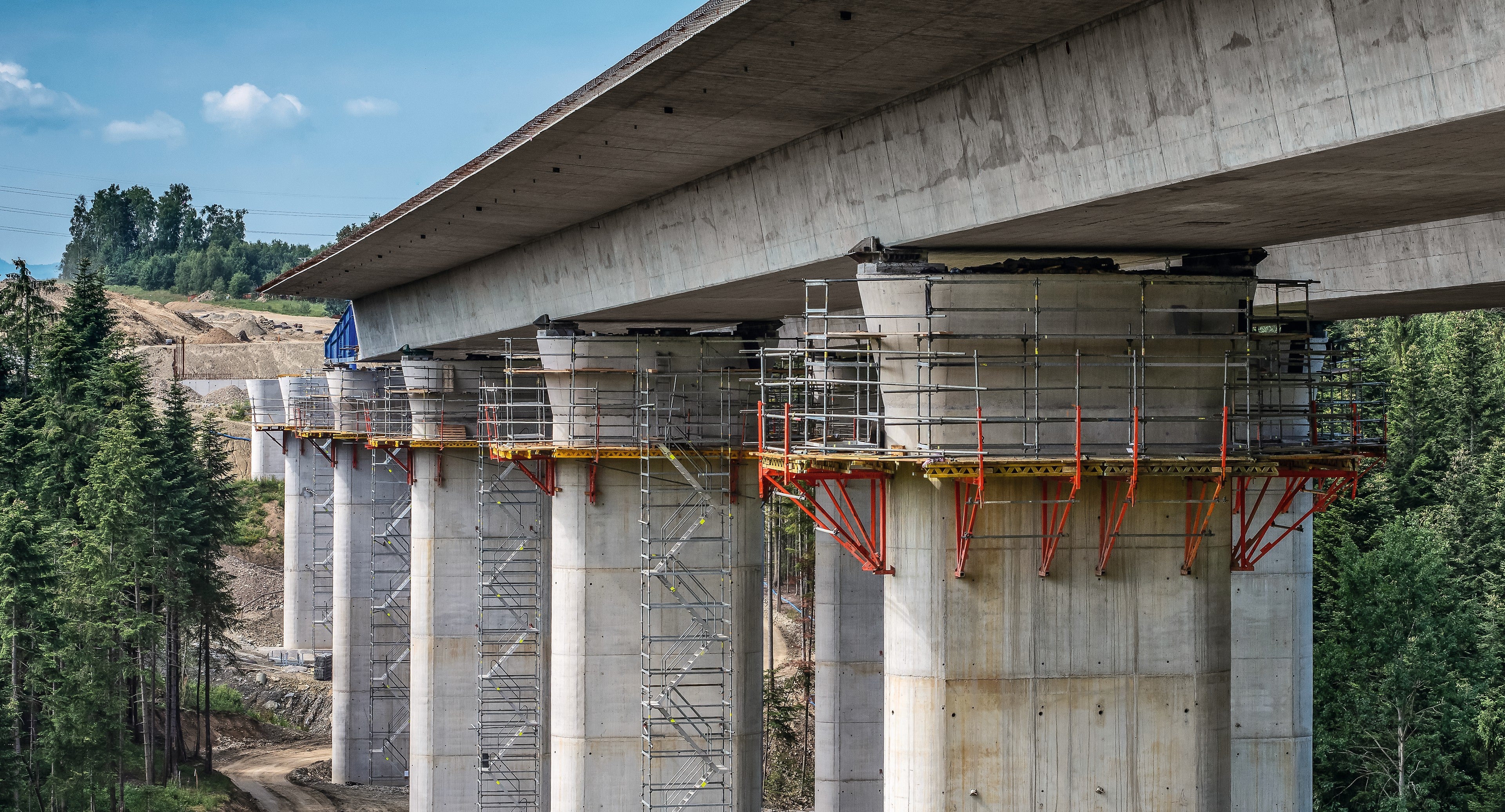 Chantier PERI UP Flex Escalier 75