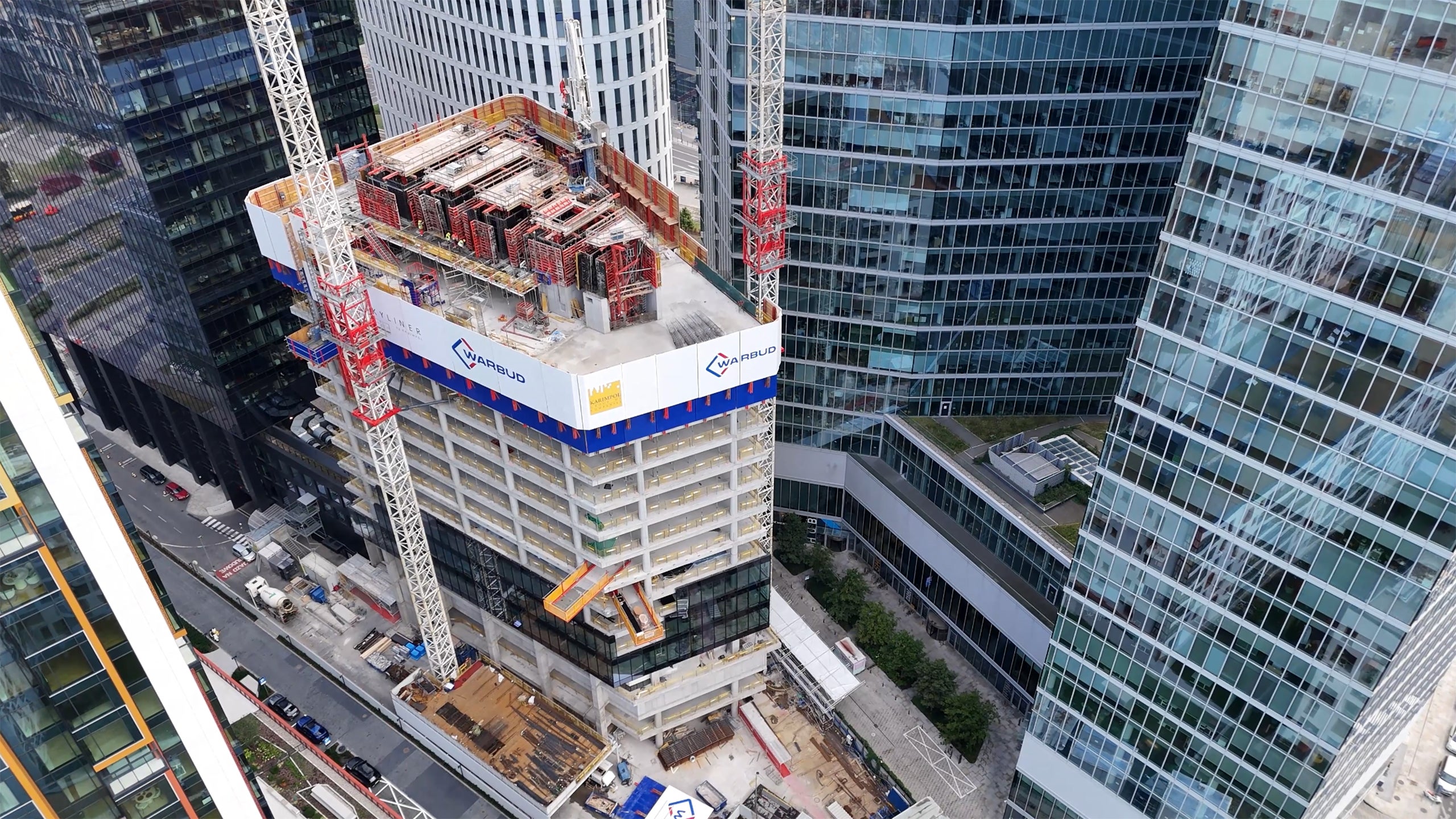 Skyliner II to budowany w Warszawie wieżowiec zlokalizowany przy ulicach Prostej i Towarowej.