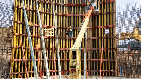 The contractor selected PERI as the formwork supplier for this wastewater treatment plant project.