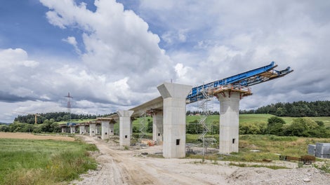 Lanserbar formbyggnad PERI