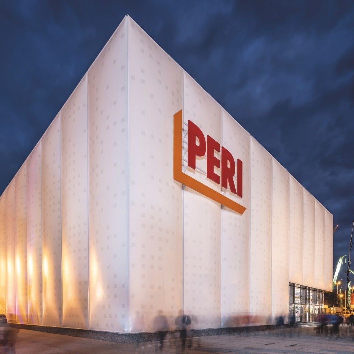 If you're attending bauma 2025, you can look forward to the latest innovations, impressive exhibits, and live demonstrations in the PERI exhibition hall.