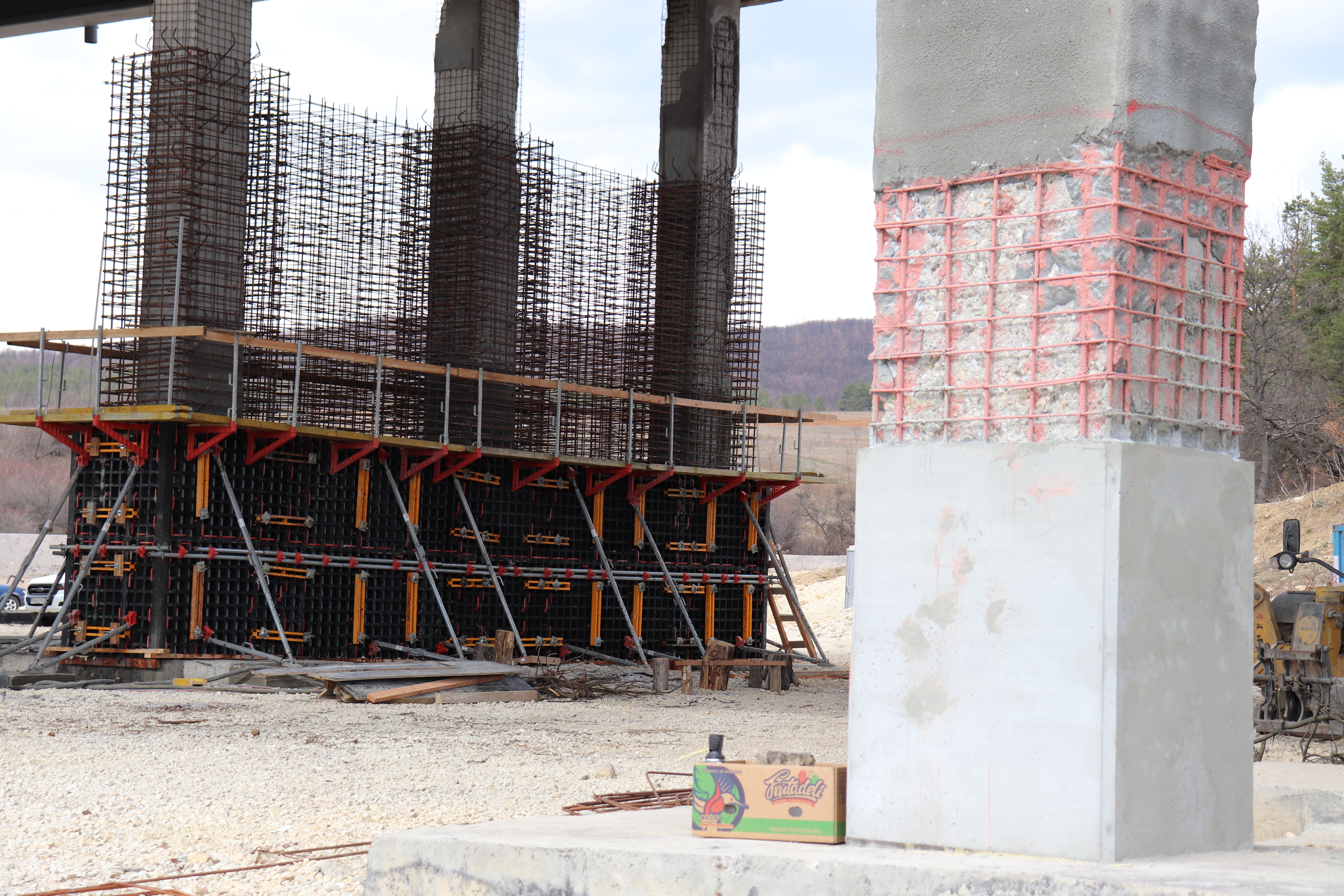 Системата пести време и ресурси благодарение на лесното транспортиране и бързия монтаж само с два свързващи елемента