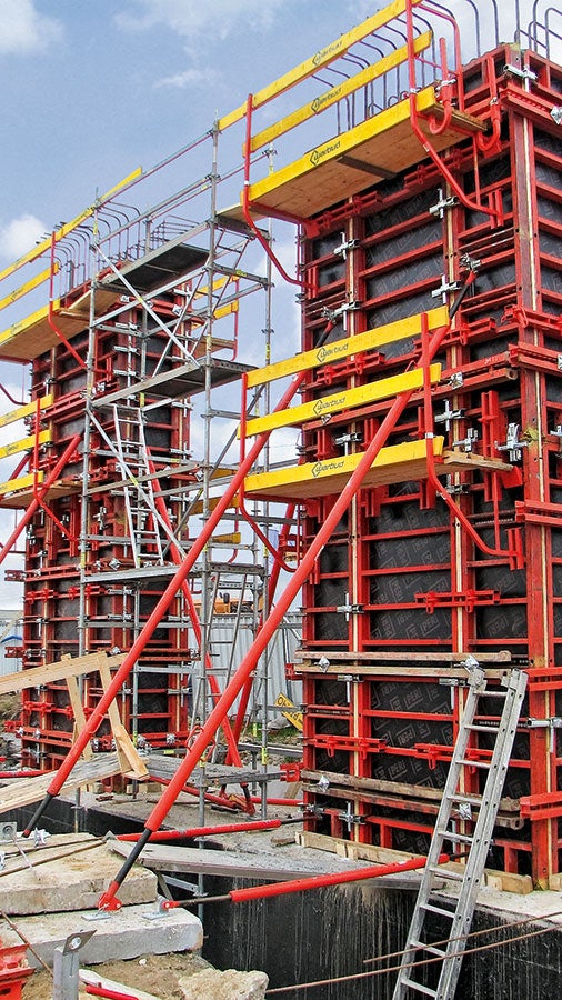 DE S8 przy węźle Konotopa