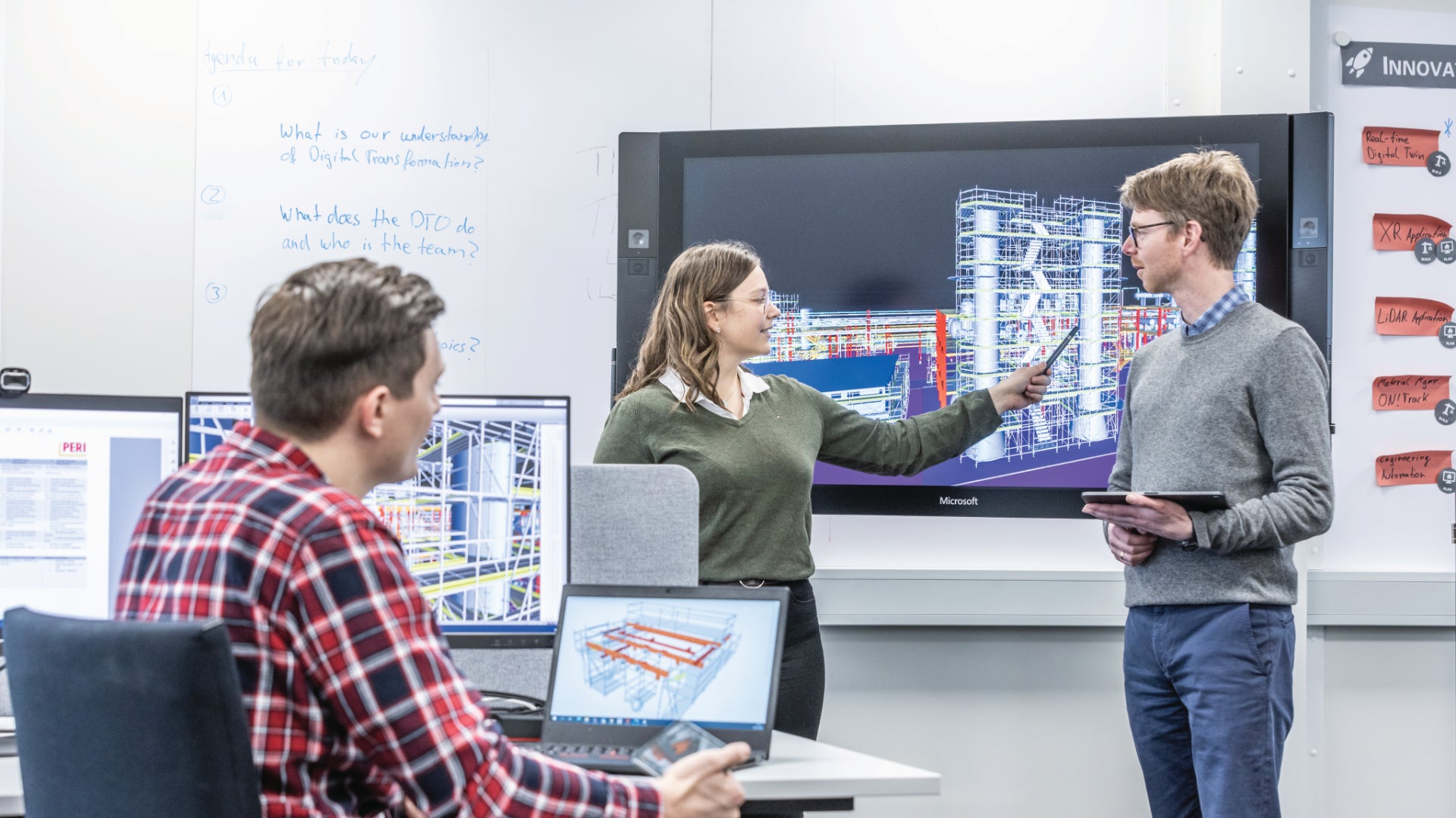 Unsere Softwarelandschaft fügt sich in Ihre bevorzugte Projektumgebung ein. Mit standardisierten Arbeitsmethoden, schaffen wir durchgängige openBIM Prozesse, die sich optimal an Ihre Anforderungen anpassen. Durch die kontinuierliche Sicherstellung reibungsloser Datenschnittstellen steigern wir die Zufriedenheit in Ihren Projekten und optimieren den gesamten Kooperationsprozess. 