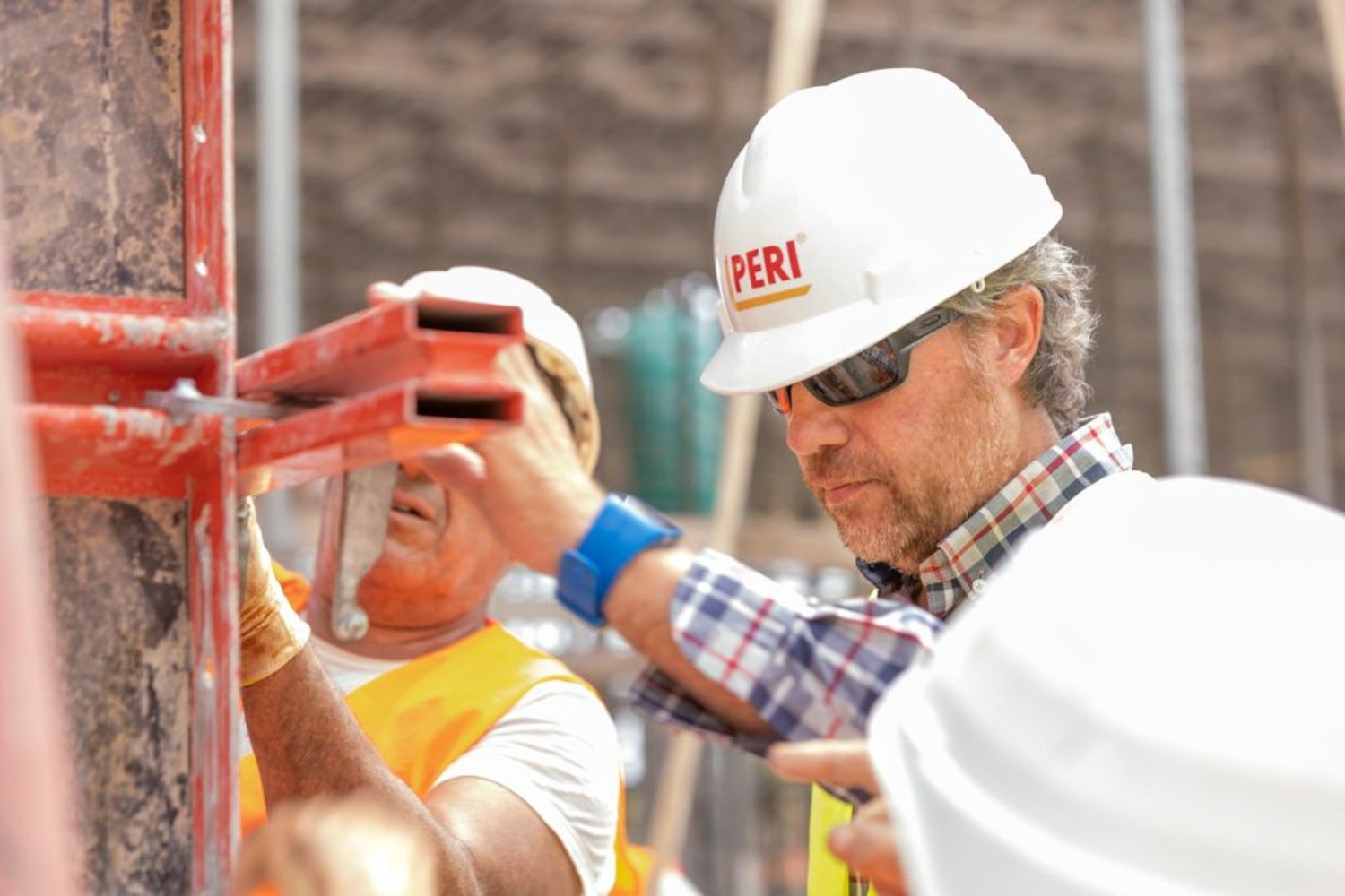 Builder building with HANDSET Alpha