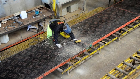 PERI offer cleaning and repair services to keep formwork in good working order.