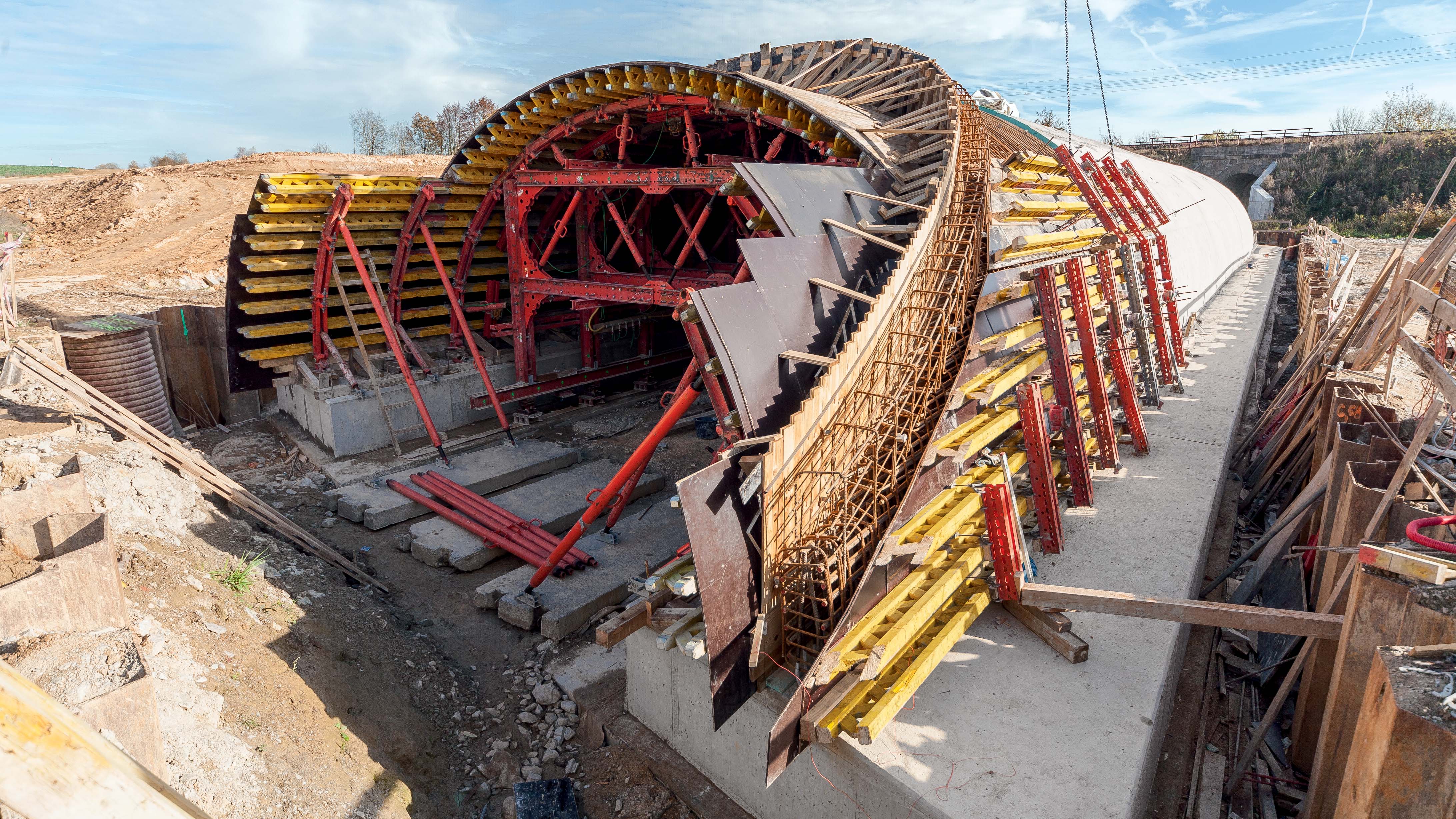 Most přes Ponědražský potok